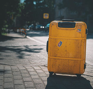 parking le puy en velay pelerins transport de bagages